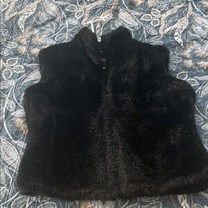 Cejon Black Faux Fur Vest